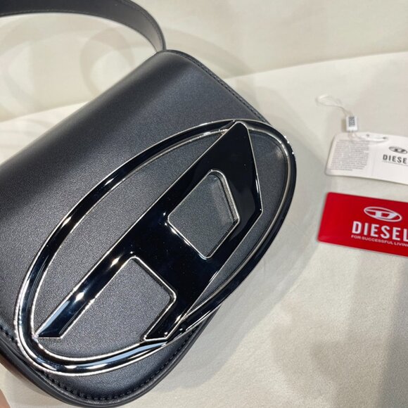 Diesel Black Simple Brand Logo Shoulder Bag - Picture 6 of 9